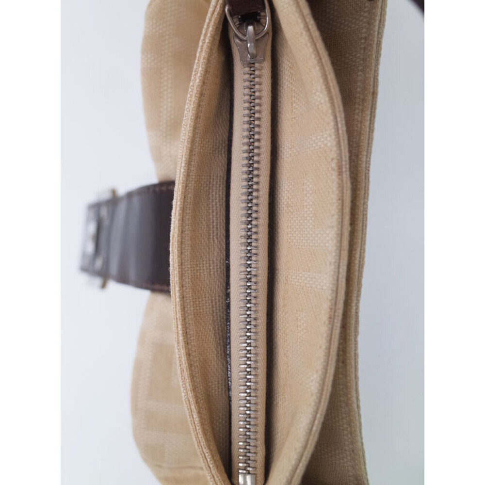 Fendi Zucca Baguette Shoulder Bag White - Picture 8 of 9